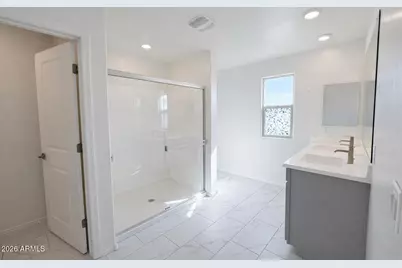 2439 W Kowalsky Lane, Phoenix, AZ 85041 - Photo 22