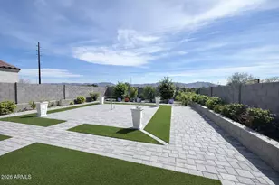 2439 W Kowalsky Ln, Phoenix, AZ 85041 - Photo 32