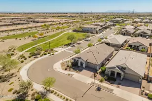 15917 W Soft Wind Dr, Surprise, AZ 85387 - Photo 2