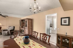 10426 W Ocotillo Dr, Sun City, AZ 85373 - Photo 12