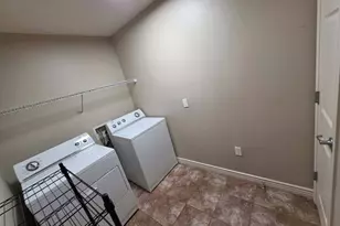 5350 E Deer Valley Dr, Phoenix, AZ 85054 - Photo 10