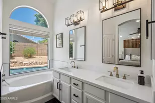 4440 E Tether Trail, Phoenix, AZ 85050 - Photo 10