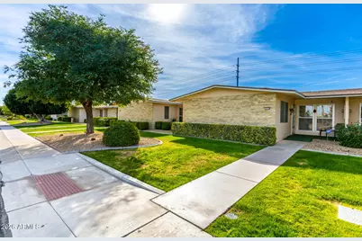 10559 W Granada Drive, Sun City, AZ 85373 - Photo 2