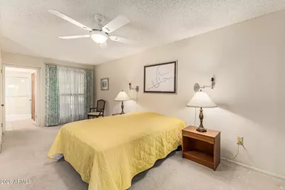 10559 W Granada Drive, Sun City, AZ 85373 - Photo 14