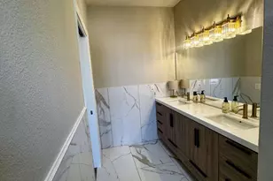 16068 W Glendora Ct, Surprise, AZ 85374 - Photo 20