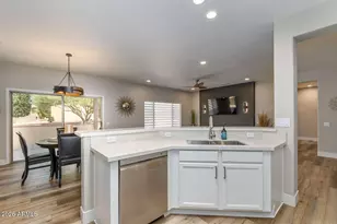 16068 W Glendora Ct, Surprise, AZ 85374 - Photo 14