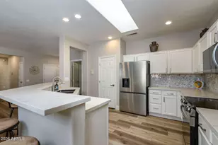 16068 W Glendora Ct, Surprise, AZ 85374 - Photo 12