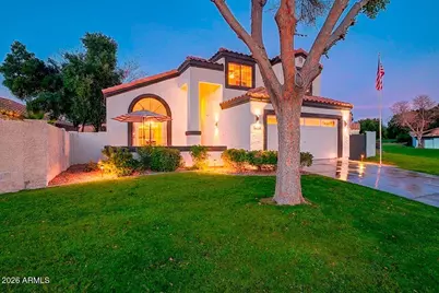 322 E Vaughn Avenue, Gilbert, AZ 85234 - Photo 2