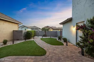 4527 E Skousen St, Gilbert, AZ 85295 - Photo 6