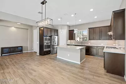 4527 E Skousen Street, Gilbert, AZ 85295 - Photo 2