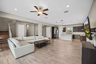 4527 E Skousen Street, Gilbert, AZ 85295 - Photo 10