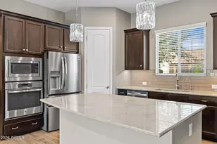 4527 E Skousen St, Gilbert, AZ 85295 - Photo 12