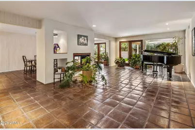 119 W Keim Drive, Phoenix, AZ 85013 - Photo 12