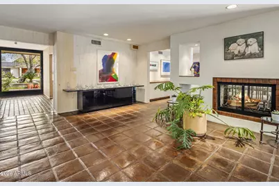 119 W Keim Drive, Phoenix, AZ 85013 - Photo 14