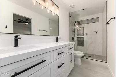 705 S Monterey Street, Gilbert, AZ 85233 - Photo 16