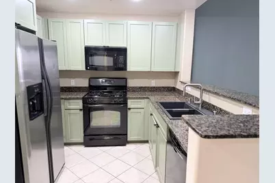 2302 N Central Avenue #Unit 311, Phoenix, AZ 85004 - Photo 4