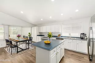 3920 W Columbine Dr, Phoenix, AZ 85029 - Photo 2