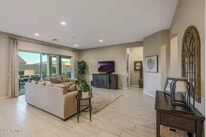 18626 W Elm Street, Goodyear, AZ 85395 - Photo 8