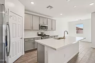 47637 W Kenner Dr, Maricopa, AZ 85139 - Photo 8