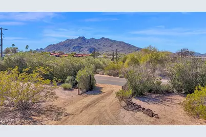 37901 N Tranquil Trail, Carefree, AZ 85377 - Photo 4