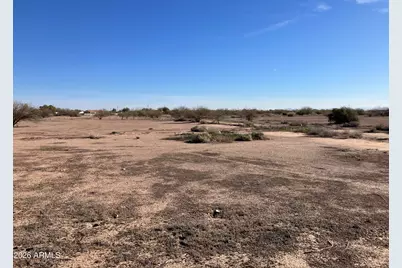 2640 W Oak Street #24, Eloy, AZ 85131 - Photo 2