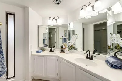 11666 N 28th Drive #245, Phoenix, AZ 85029 - Photo 10