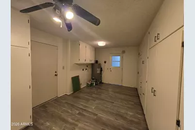 10049 W Oakmont Drive, Sun City, AZ 85351 - Photo 12