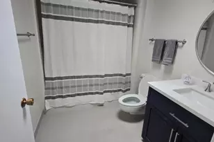 10049 W Oakmont Dr, Sun City, AZ 85351 - Photo 6