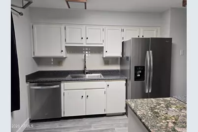 10049 W Oakmont Drive, Sun City, AZ 85351 - Photo 2