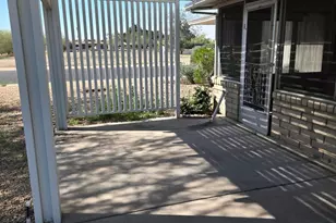 10049 W Oakmont Dr, Sun City, AZ 85351 - Photo 8