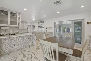 1532 W Loma Ln, Phoenix, AZ 85021 - Photo 8