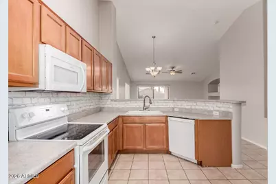 15573 W Shiloh Avenue, Goodyear, AZ 85338 - Photo 8