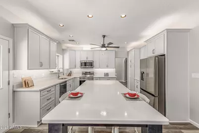 3225 W Marconi Avenue, Phoenix, AZ 85053 - Photo 12