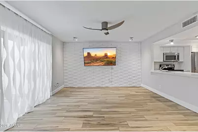 4601 N 73rd Street #7, Scottsdale, AZ 85251 - Photo 2