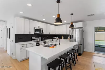 8602 E Roanoke Avenue, Scottsdale, AZ 85257 - Photo 10