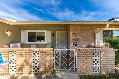 10212 W Royal Oak Road, Sun City, AZ 85351 - Photo 4