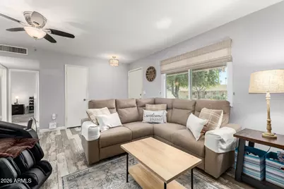 10212 W Royal Oak Road, Sun City, AZ 85351 - Photo 10