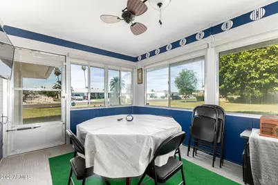 10212 W Royal Oak Road, Sun City, AZ 85351 - Photo 28