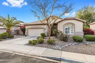 10537 E Forge Ave, Mesa, AZ 85208 - Photo 4