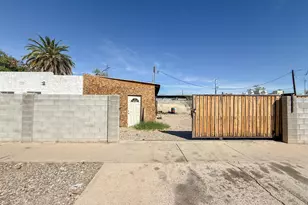 902 N 15th Ave, Phoenix, AZ 85007 - Photo 1