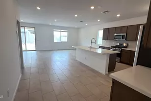 20640 N 226th Dr, Surprise, AZ 85387 - Photo 2