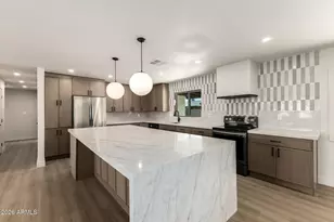 3515 E Winchcomb Dr, Phoenix, AZ 85032 - Photo 4