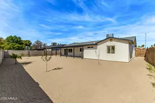 3515 E Winchcomb Dr, Phoenix, AZ 85032 - Photo 24