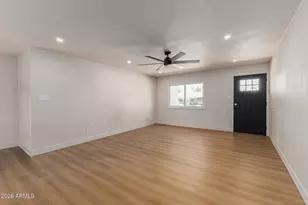 3515 E Winchcomb Dr, Phoenix, AZ 85032 - Photo 2