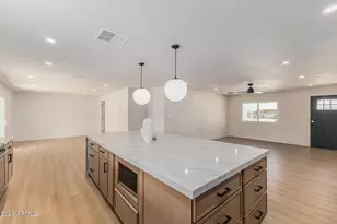 3515 E Winchcomb Dr, Phoenix, AZ 85032 - Photo 12