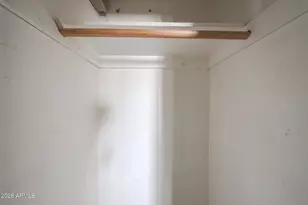 1734 S Shafer Dr, Tempe, AZ 85281 - Photo 16