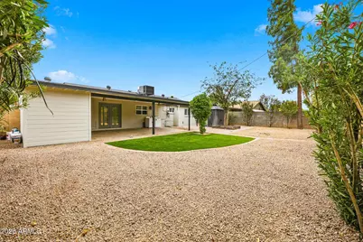 1734 S Shafer Drive, Tempe, AZ 85281 - Photo 26