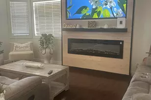 8926 W Vale Dr, Phoenix, AZ 85037 - Photo 4