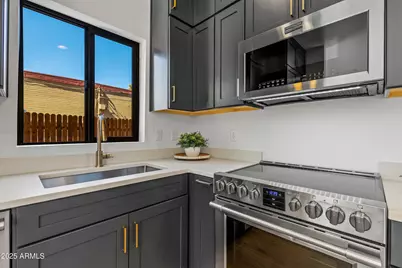 302 W Oak Avenue #2, Flagstaff, AZ 86001 - Photo 10