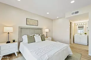 8576 E Indian School Rd, Scottsdale, AZ 85251 - Photo 16